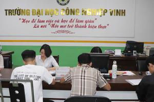 Tân sinh viên K13 IUV hoàn tất thủ tục nhập học đợt 1 năm 2026