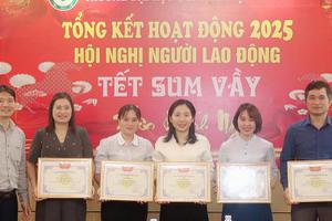 Trường Đại học Công nghiệp Vinh tổng kết hoạt động năm...